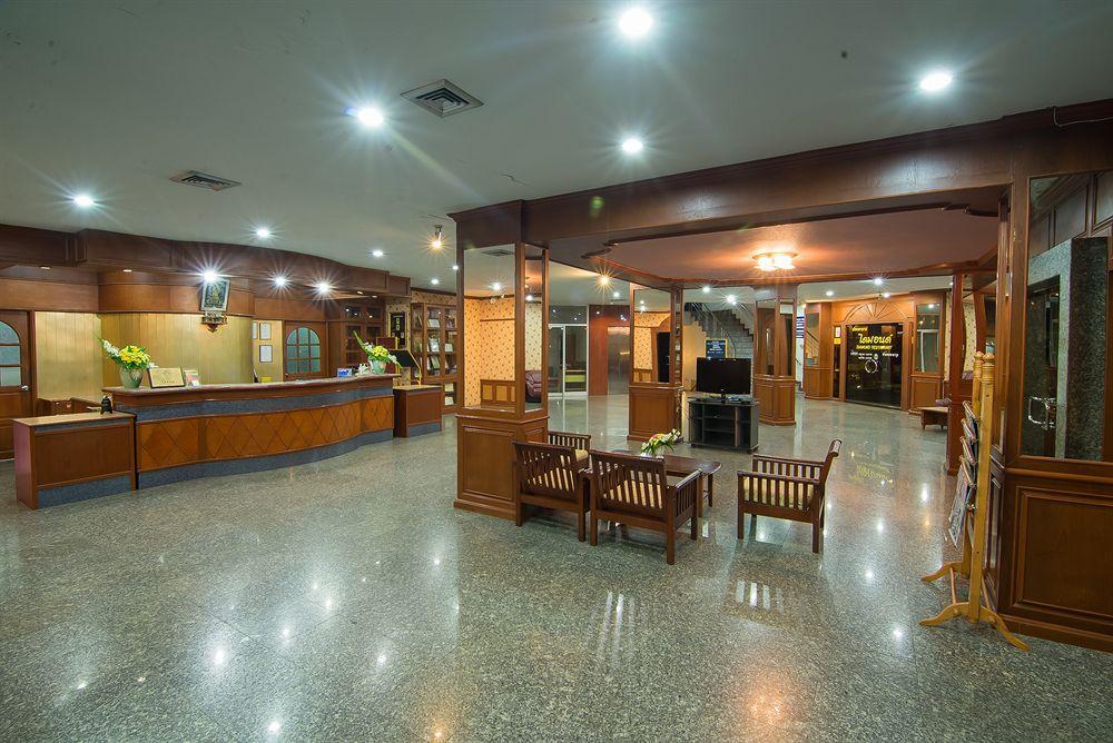 Krabi Royal Hotel Exterior foto